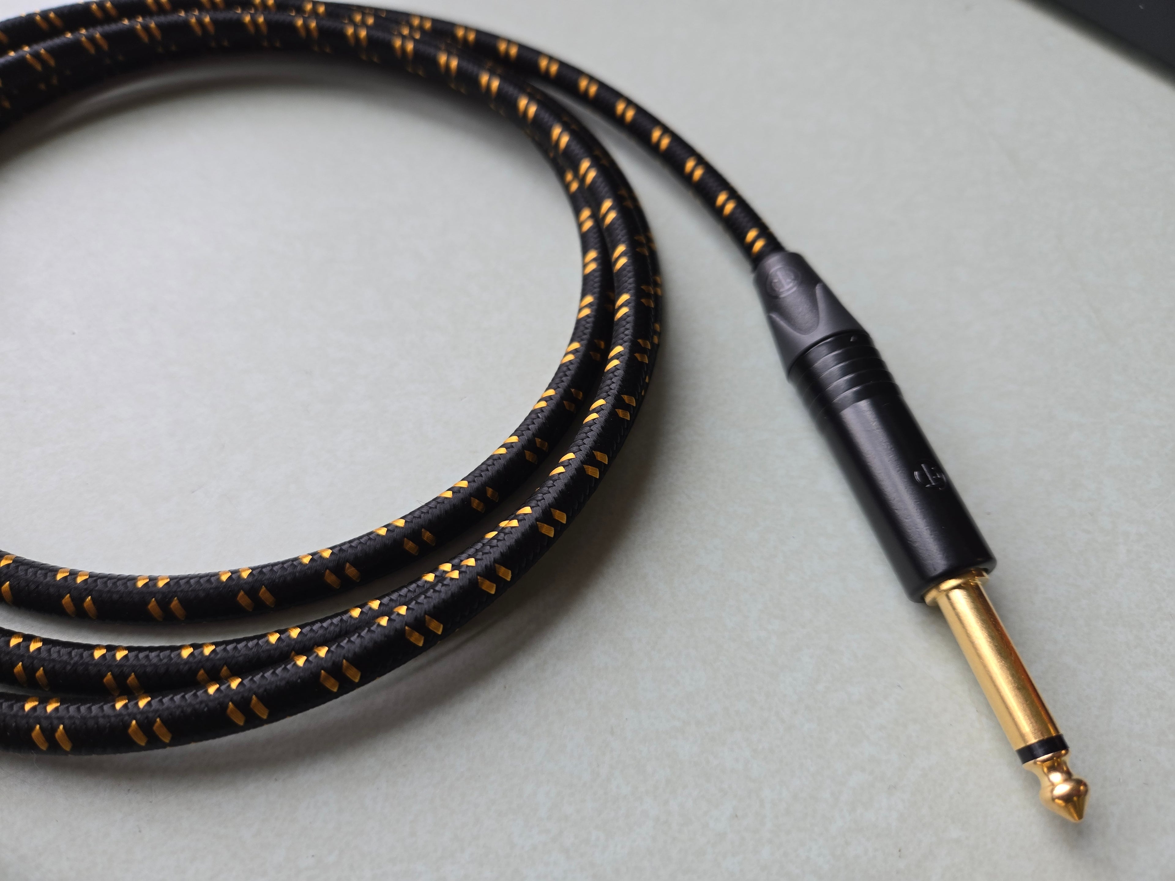Sundial Studio Classic - Goldline