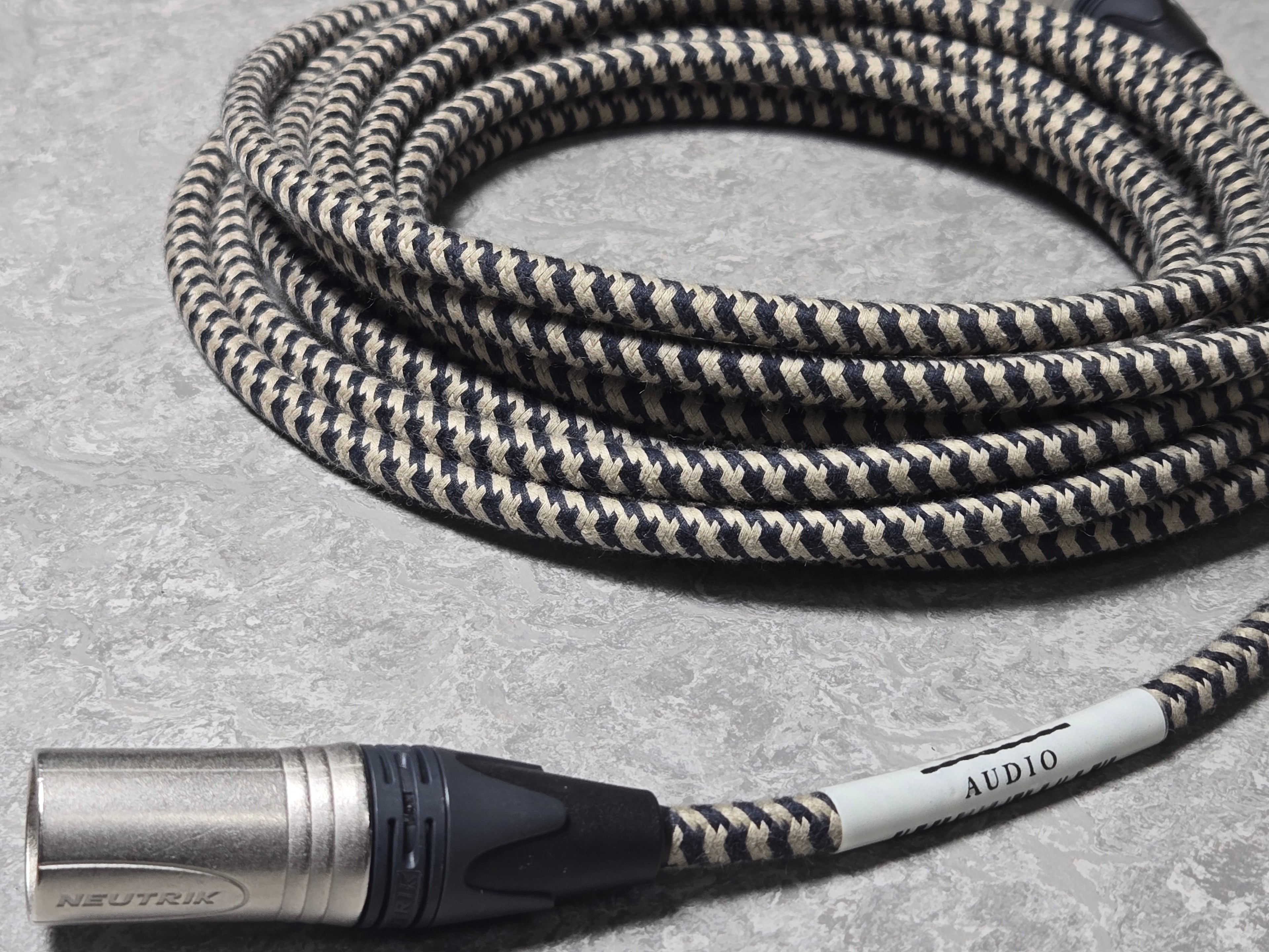 Sundial Touring Classic - Houndstooth Putty