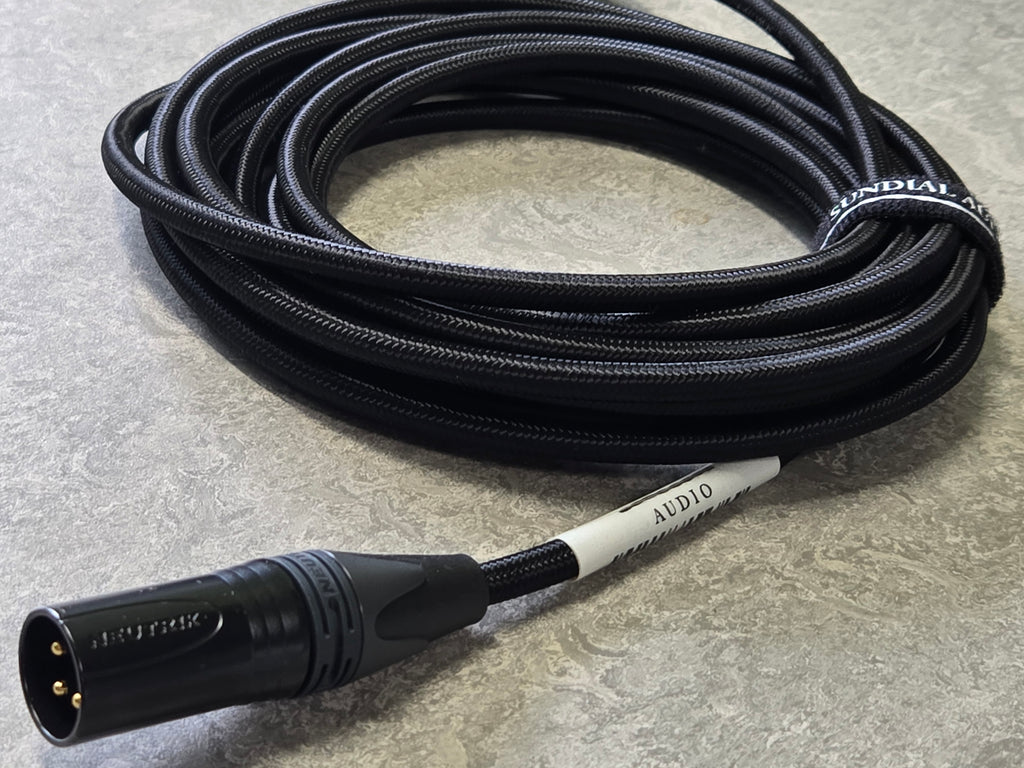 Sundial Studio Classic - Midnight Black